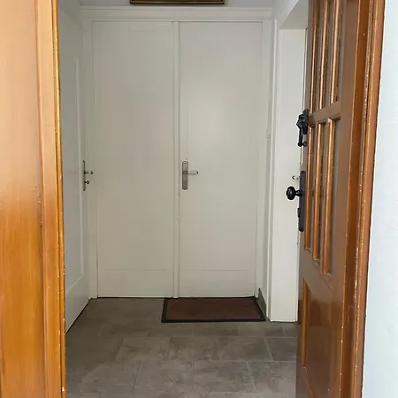 Hollaenders Apartment